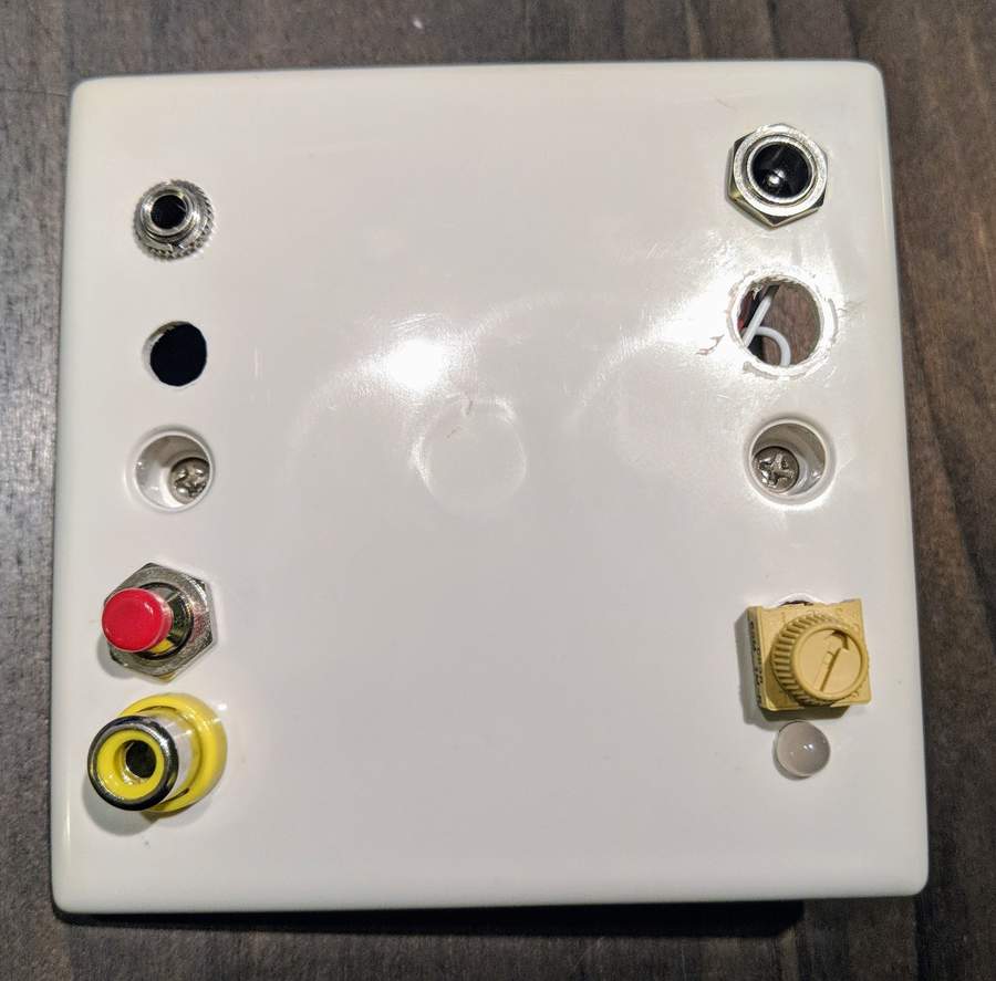 Faceplate with controls
